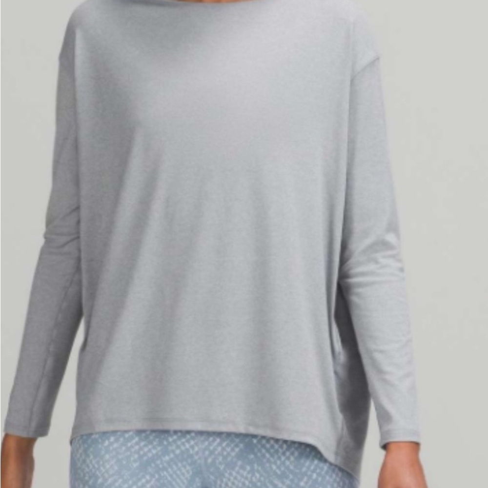 lululemon Back in Action  Long Sleeve Top - light blue - 6